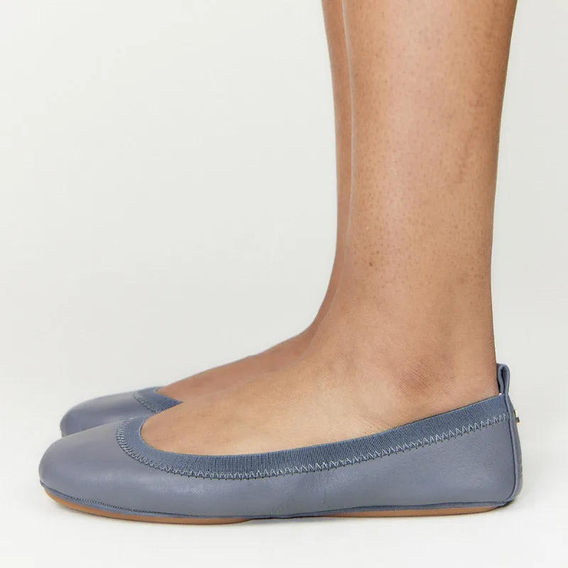 Samara Foldable Ballet Flat in Dark Grey Leather